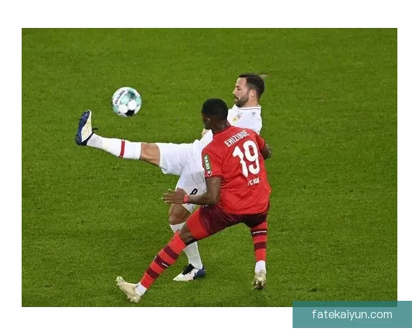 哥伦比亚队攻守转换状态回暖，备受关注的战术调整逐渐显效