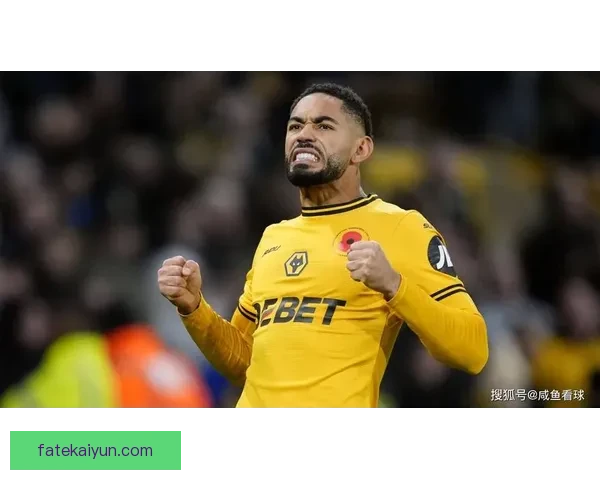 英超琼斯在南安普顿表现稳健，逐渐成为球队核心力量